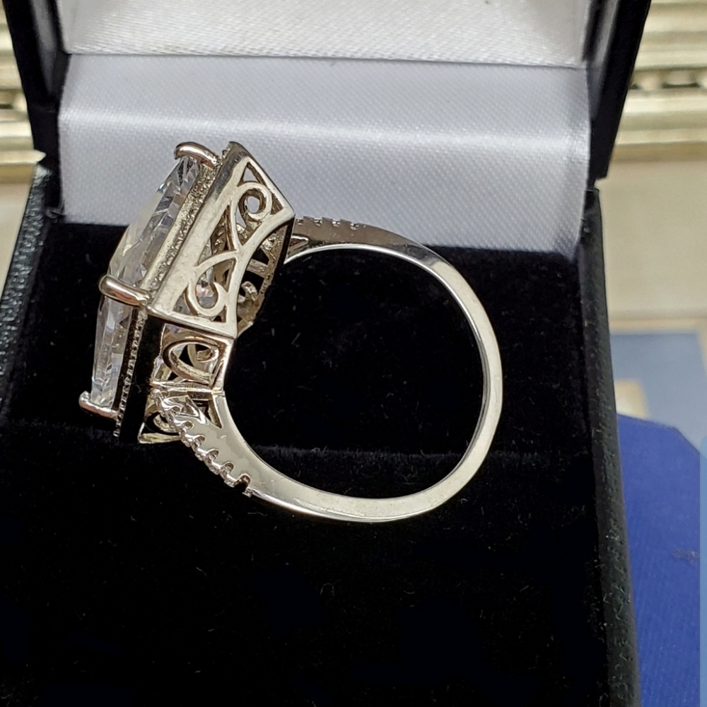 NEW Gemstone Ring - Picture 3 of 7
